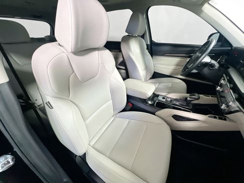Used 2025 Kia Telluride S FWD image 31