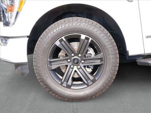 Used 2021 Ford F150 XLT w/ Equipment Group 302A High AWD/4WD image 9