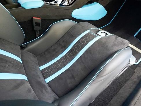 Used 2024 Lamborghini Huracan Tecnica RWD image 88