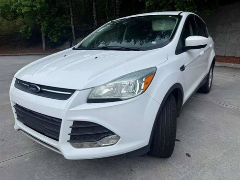 Used 2015 Ford Escape SE FWD image 4