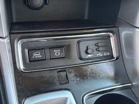 Used 2022 Subaru Ascent Limited image 23