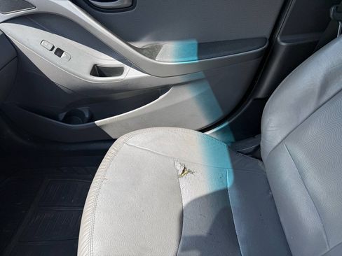 Used 2012 Hyundai Elantra Limited w/ Technology Pkg 5 FWD image 16