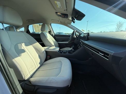 Certified 2025 Hyundai Sonata SE FWD image 27