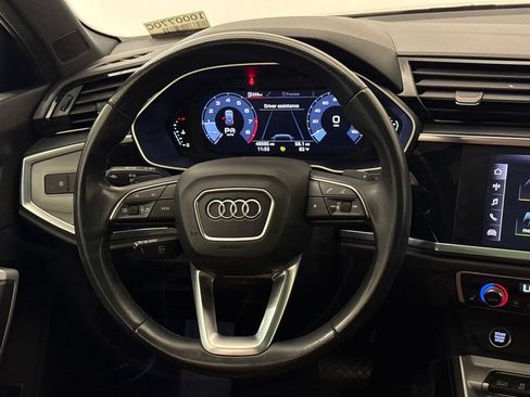 Used 2021 Audi Q3 2.0T Premium w/ Convenience Package AWD/4WD image 14