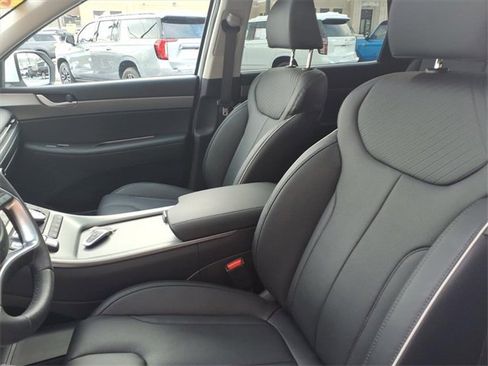 Used 2025 Hyundai Palisade SEL image 11