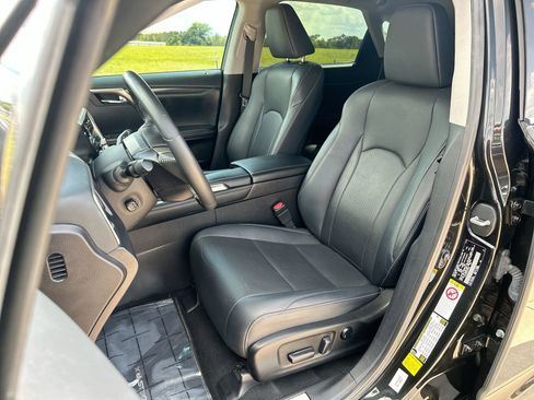 Used 2019 Lexus RX 350 FWD w/ Accessory Package image 11