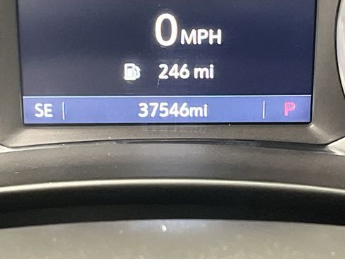 Certified 2024 GMC Terrain SLT image 15