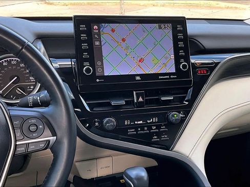 Used 2024 Toyota Camry XLE image 6