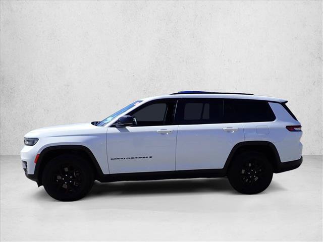 Used 2024 Jeep Grand Cherokee L Laredo AWD/4WD image 2