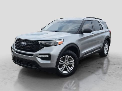 Used 2020 Ford Explorer XLT w/ Equipment Group 202A AWD/4WD image 1