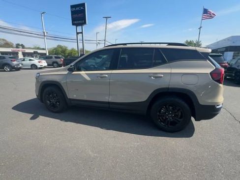 Certified 2022 GMC Terrain AT4 w/ Infotainment Package II AWD/4WD image 5
