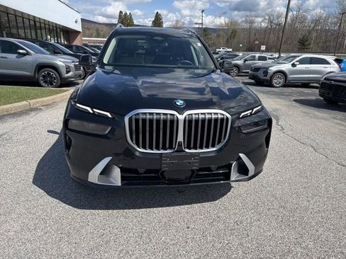 Used 2026 BMW X7 xDrive40i image 8