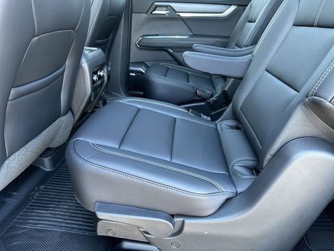 New 2026 GMC Acadia Elevation w/ Black Edition image 32