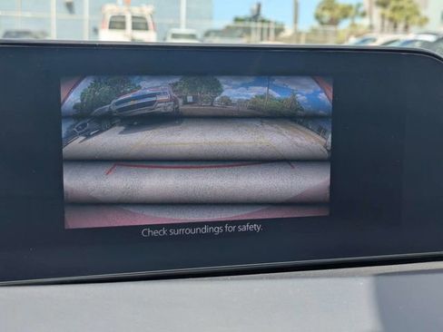 Used 2024 MAZDA MAZDA3 s FWD image 18