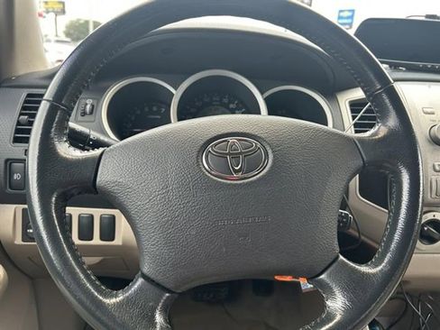 Used 2008 Toyota Tacoma PreRunner image 12