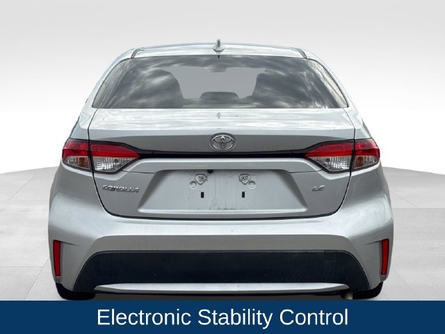 Used 2020 Toyota Corolla LE FWD image 10