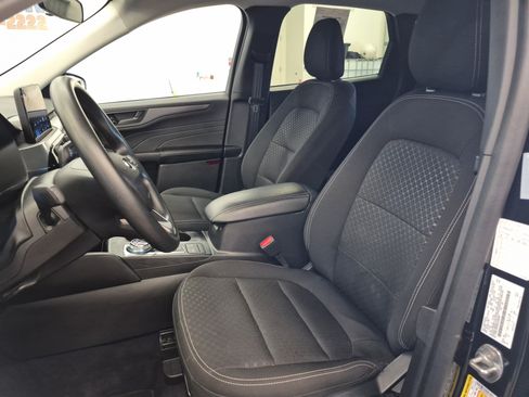 Used 2025 Ford Escape Active AWD/4WD image 11
