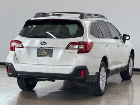 Used 2019 Subaru Outback 2.5i AWD/4WD image 7