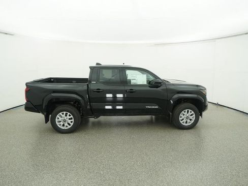 New 2026 Toyota Tacoma SR5 image 25