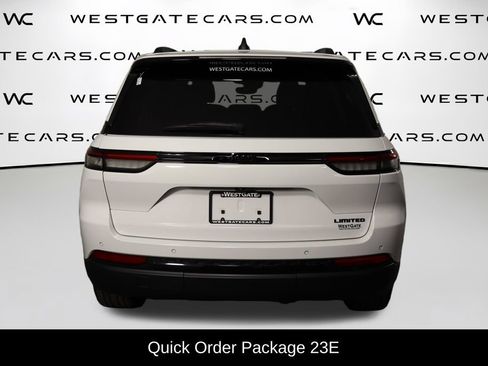Used 2023 Jeep Grand Cherokee Limited w/ Black Appearance Package RWD image 4