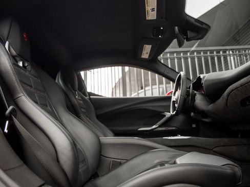 Used 2023 Ferrari 296 GTB RWD image 34