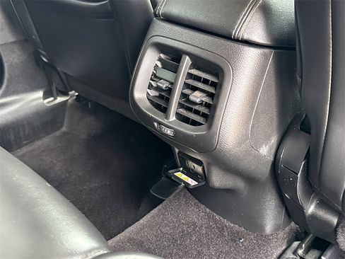 Used 2017 Jeep Cherokee High Altitude image 16