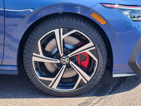 New 2026 Volkswagen GTI SE FWD image 29