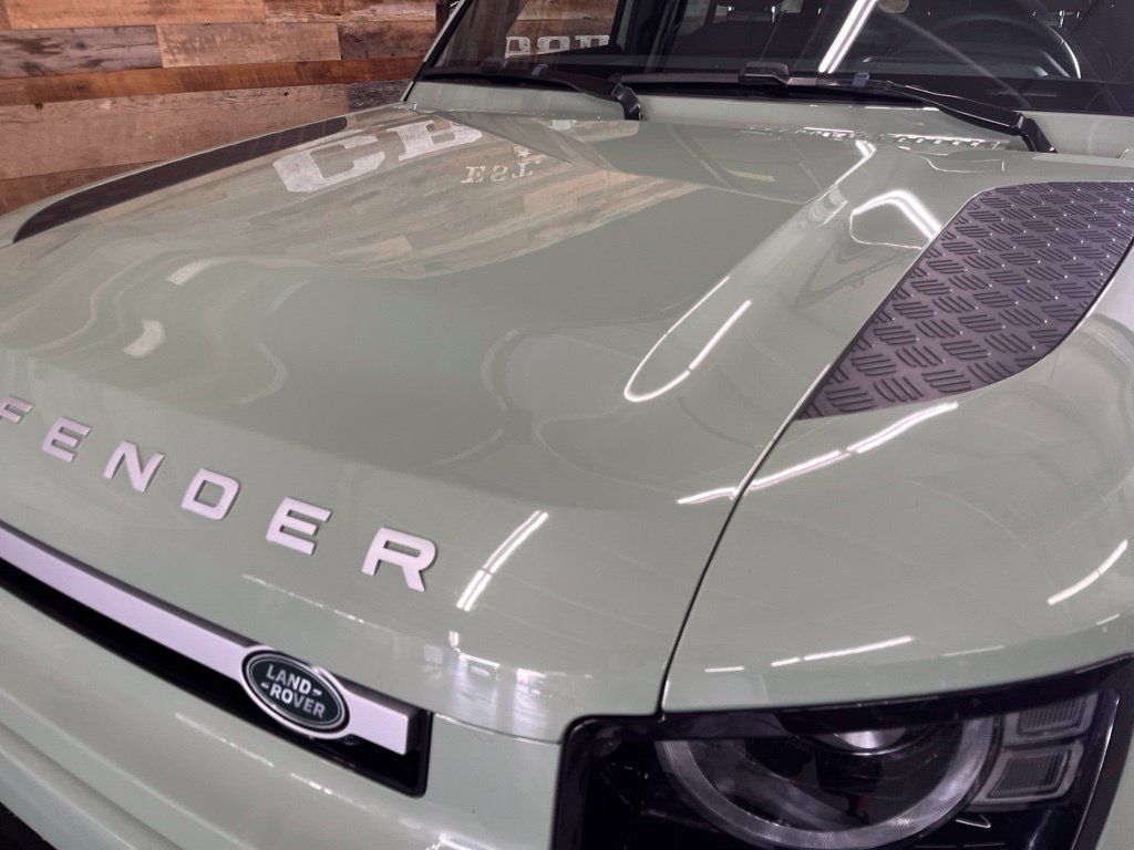 Used 2023 Land Rover Defender 110 75th Limited Edition AWD/4WD image 10