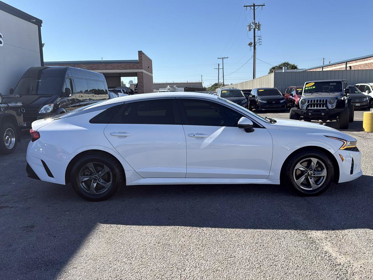Used 2021 Kia K5 LXS FWD image 5