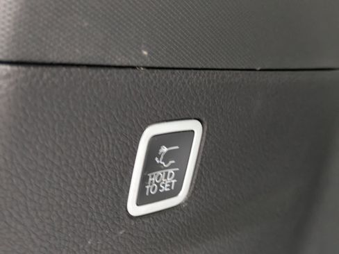 New 2026 Jeep Grand Wagoneer L 4WD image 29