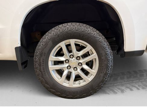 Used 2019 Chevrolet Silverado 1500 LT w/ All-Star Edition AWD/4WD image 49