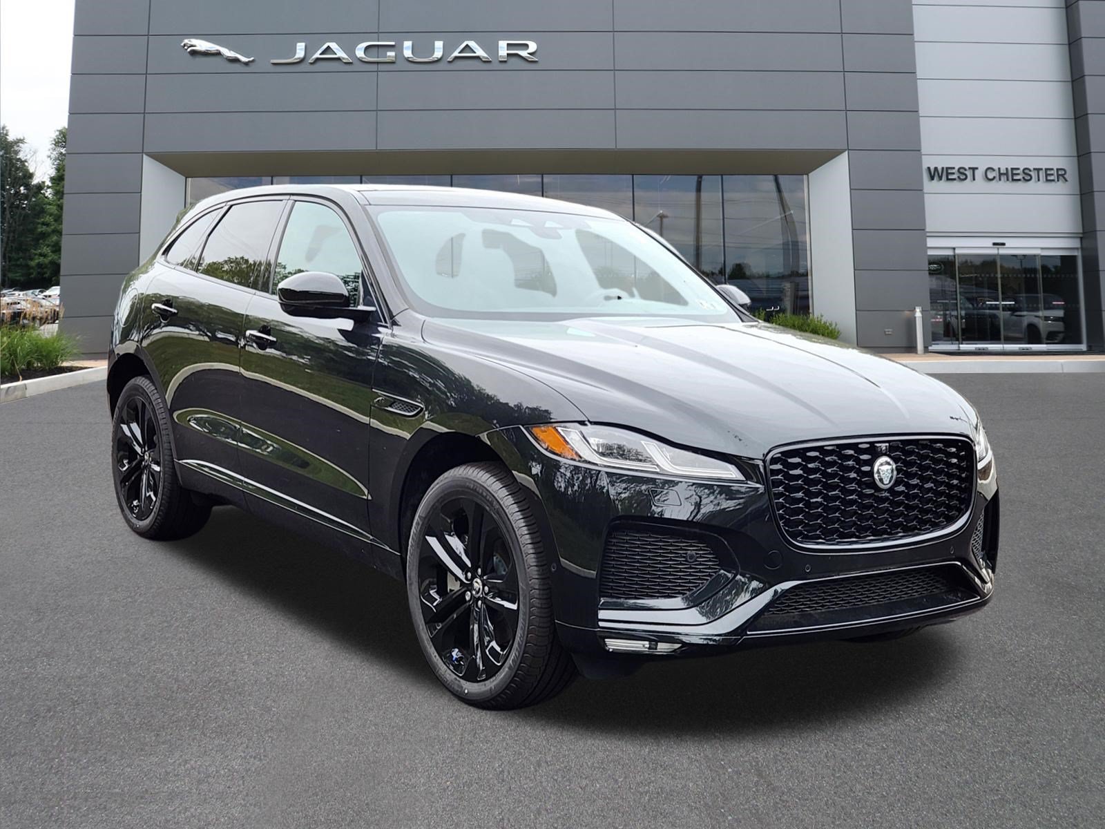 New 2026 Jaguar F-PACE R-Dynamic S AWD/4WD image 2