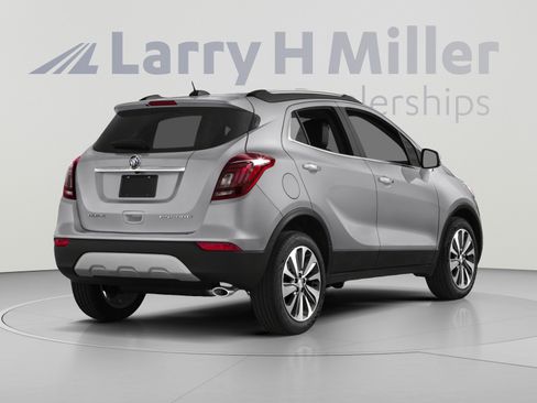Used 2018 Buick Encore Essence AWD/4WD image 3