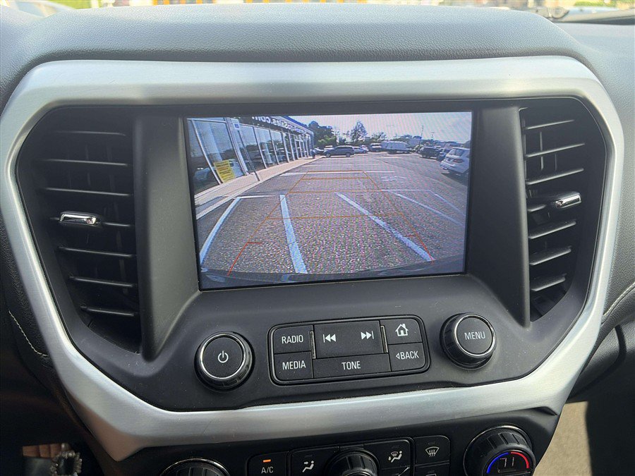 Used 2018 GMC Acadia SLE AWD/4WD image 18