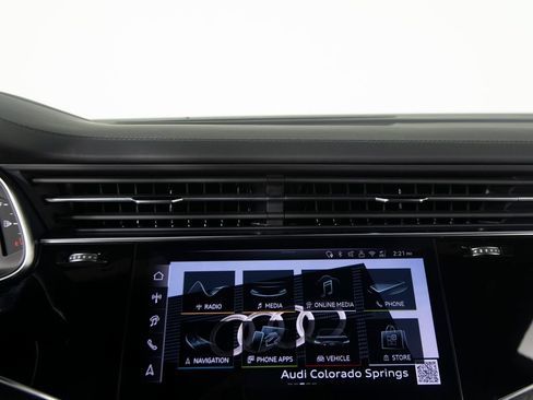 Used 2026 Audi RS Q8 performance AWD/4WD image 26