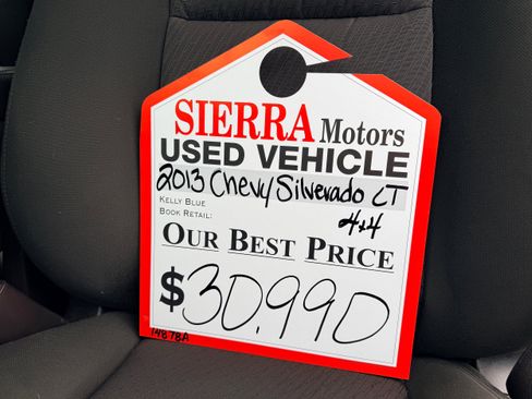 Used 2013 Chevrolet Silverado 2500 LT w/ Interior Plus Package image 9