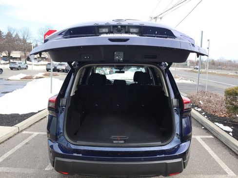 Certified 2025 Nissan Rogue SV AWD/4WD image 29