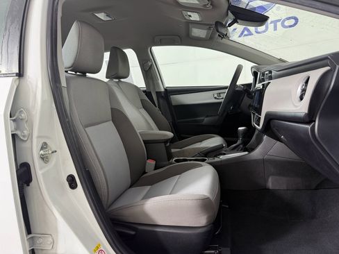 Used 2019 Toyota Corolla LE image 8