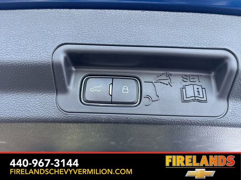 Used 2022 Ford Explorer XLT image 60