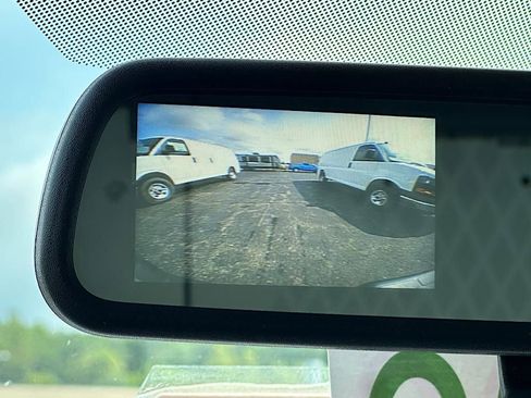 New 2025 GMC Savana 2500 w/ Enhanced Convenience Package image 25