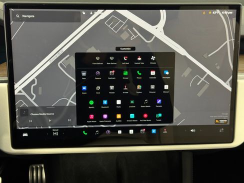 Used 2021 Tesla Model S Plaid image 31