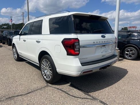 Certified 2022 Ford Expedition Platinum image 6