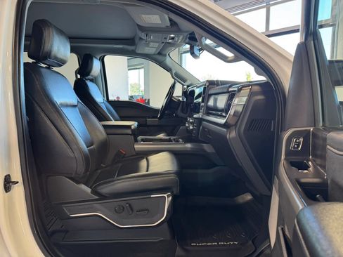 Used 2023 Ford F350 Lariat w/ Lariat Ultimate Package AWD/4WD image 26