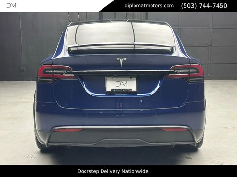 Used 2022 Tesla Model X image 5