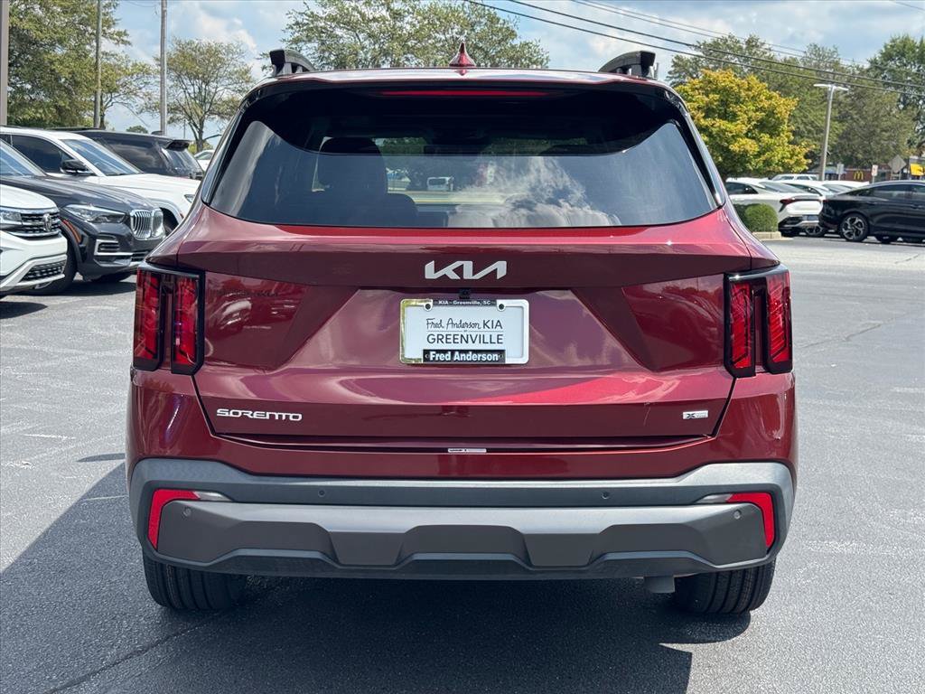 Certified 2024 Kia Sorento X-Line EX AWD/4WD image 4