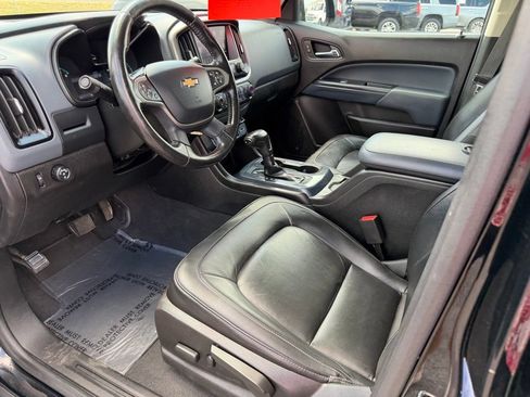 Used 2021 Chevrolet Colorado Z71 RWD image 10