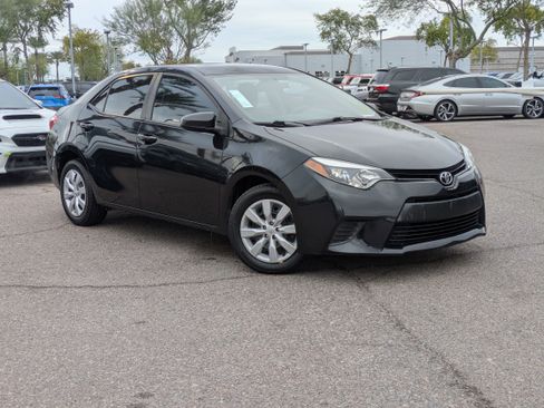 Used 2014 Toyota Corolla S image 32