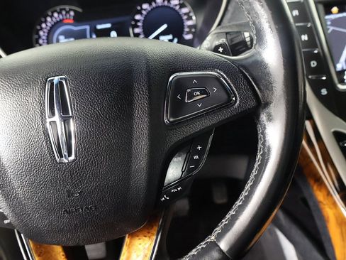 Used 2017 Lincoln MKX Select w/ Select Plus Package image 39