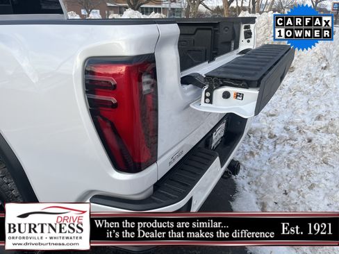 Used 2024 GMC Sierra 2500 Denali w/ Denali Reserve Package image 38