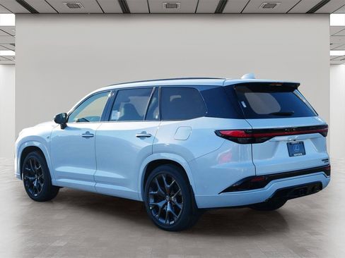 New 2026 Lexus TX 500h AWD image 4